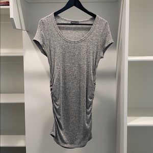 *Spring cleaning* market & spruce maternity top